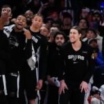 POTPUNI HAOS POSLE FINALA NBA LIGE! TRENER NJUJORKA BESAN NA SUDIJE! Žestoko je zagrmeo i opleo po njima, njegove reči odjekuju u SAD!