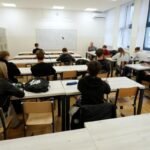 Posao koji možete da radite čim završite školu: Za manje od sat vremena uzmu 30 evra, traže ih na svakom koraku
