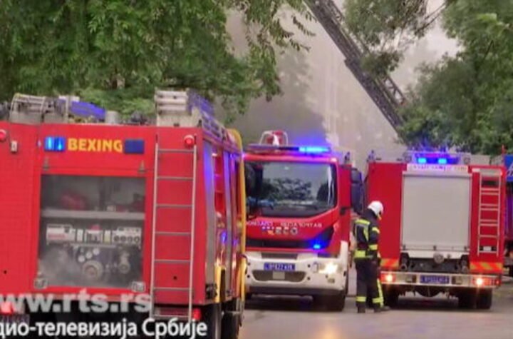 Požar kod Ranžirne stanice Makiš u Beogradu: Na terenu veliki broj vatrogasaca