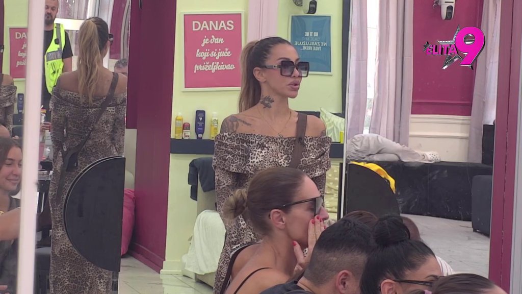 SMATRAM DA JE NORMALNO DA PROVODI VREME SA DETETOM: Aneli sigurna u nameri da spusti loptu sa Asminom, ali u njega sumnja dok se dogovor ne ispoštuje!