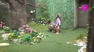 SVI NA PINK: Maja Marinković     upravo stiže u Rajski vrt! Vreme je da Drvetu mudrosti otkrije šta joj je na duši!