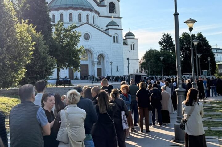 Sramna karikatura u Radaru: Žele vernike da predstave kao 'zatucane'