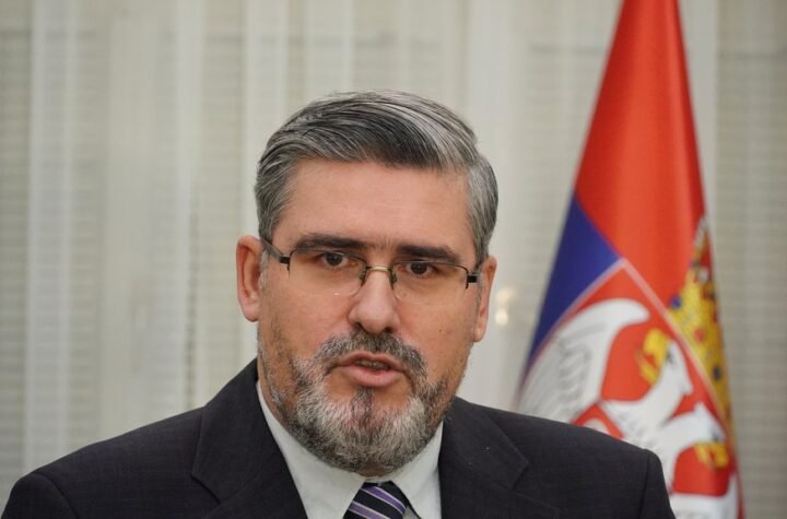 Starović: Prostaklukom protiv kompromisa i napretka Srbije na putu ka EU – autentičan izraz Ponoševog očaja