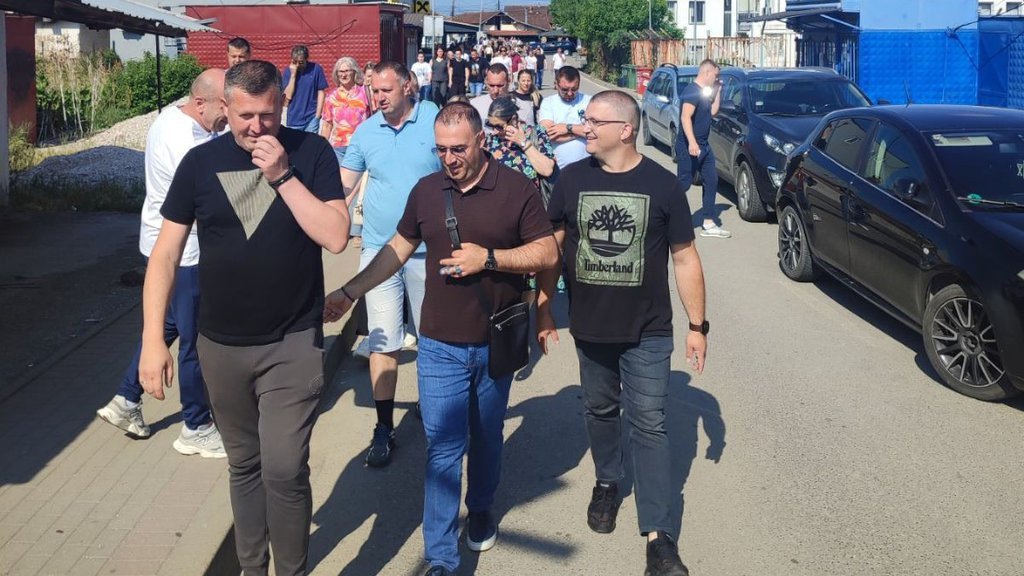 U Gračanici velika izlaznost! Srbi nikad odlučniji da glasaju!