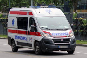 UDES NA BEŽANIJSKOJ KOSI, POVREĐENI ZAVRŠIO U BOLNICI! Hitna pomoć imala 120 intervencija tokom noći!