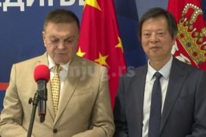 VELIKO PRIZNANJE ZA SRBIJU! Čuveni profesor Šu Čang proglasio srpskog hirurga najboljim učenikom!