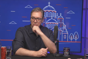 "ŽALE SEBE, NE TOG ČOVEKA"! Vučić na Radio Beogradu o premlaćivanju novinara u Frankfurtu - REČ "IZVINI" KOD NJIH NE POSTOJI!