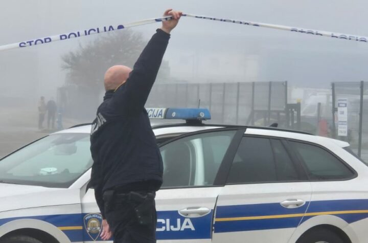 ZAPALIO CIGARU DOK JE POPRAVLJAO KOLA, SVE PROGUTAO PLAMEN! Mladić zadobio stravične povrede, vatra zahvatila i kuću