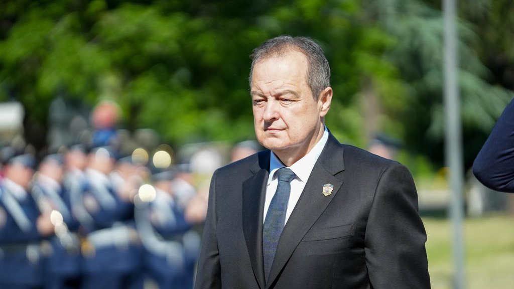 'Iskreno saučešće porodici. I velika sramota za one koji su ga lažno optuživali' Dačić se oglasio povodom smrti policajca Vasilija Lalovića