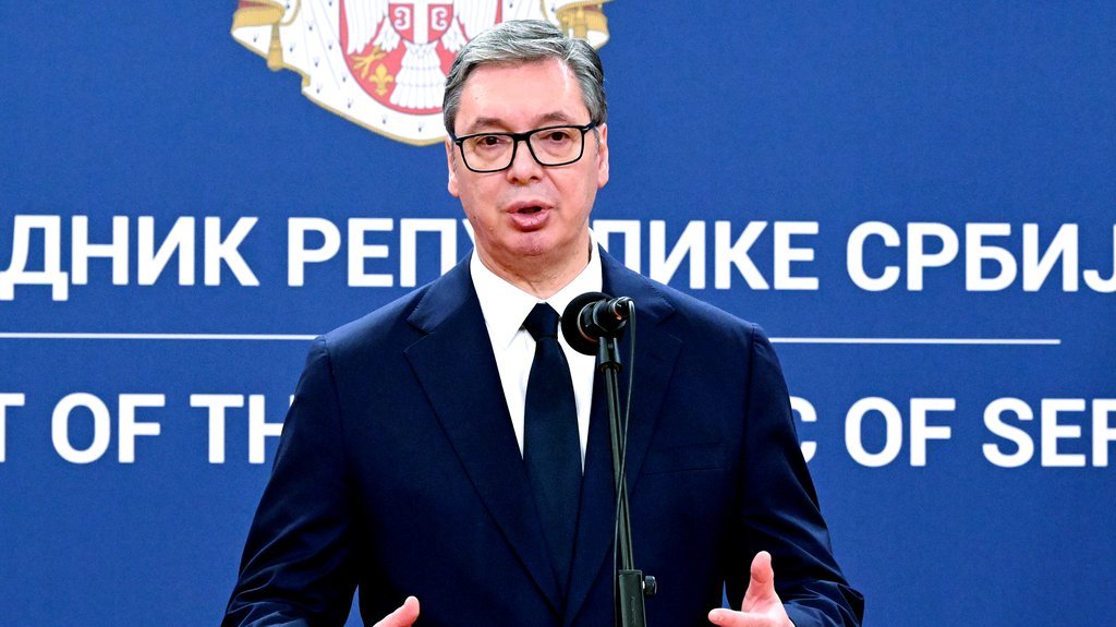 'SLUŽIM SAMO SRBIJI I SVOM NARODU' Vučić se oglasio snažnom porukom: Ja sam slobodan čovek, ponosni Srbin...