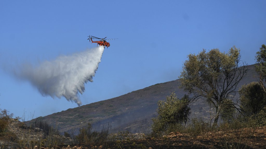 AKTIVIRAN ALARM U GRČKOJ! Strahuje se od razornih požara, region oko Krita u NAJVEĆOJ OPASNOSTI