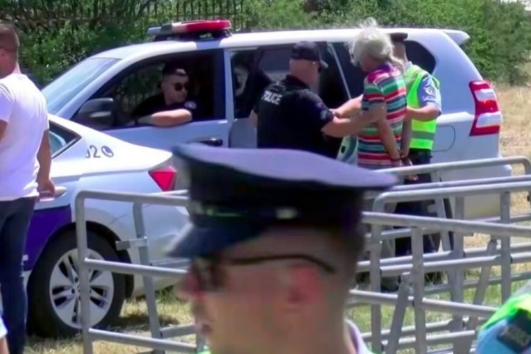 BRUKA NAD BRUKAMA: Srbi na Kosovu moraju da plate po 700 evra zbog privođenja na Gazimestanu i to NIJE SVE!
