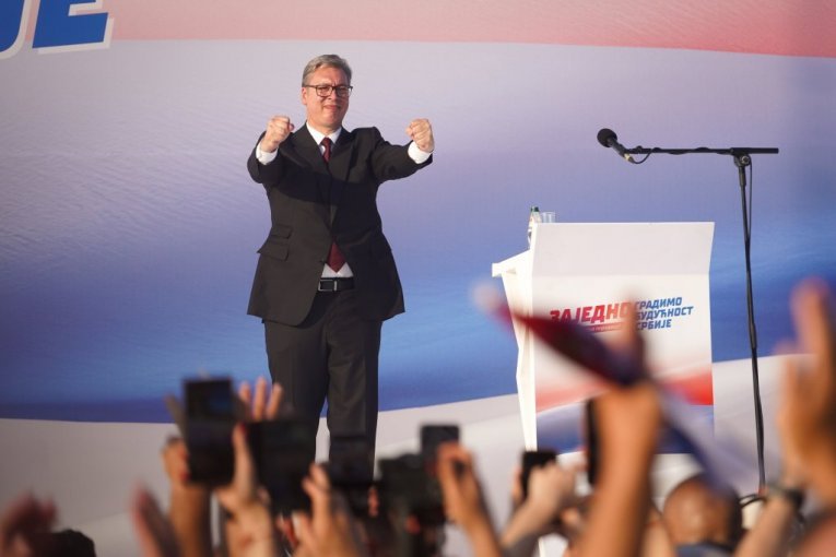 "DA IH POBEDIMO UBEDLJIVIJE NEGO IKADA"! Vučić poslao moćnu poruku na društvenim mrežama (FOTO)