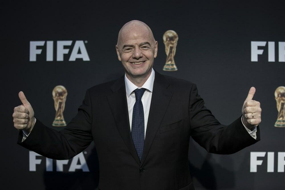 "DAJTE MI GLAS, DOBIĆETE 40 MILIONA DOLARA!": Infantino poslao ponudu koja je uzdrmala fudbalski svet