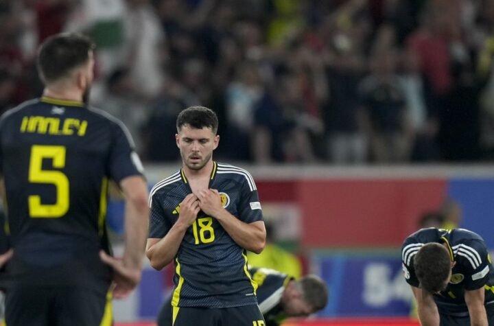 DOŠAO NA MUNDIJAL, NIJE UŠAO U IGRU, PA DONEO ODLUKU DA SE PENZIONIŠE! Legendarni golman završio karijeru! Njegove reči će rastužiti navijače!