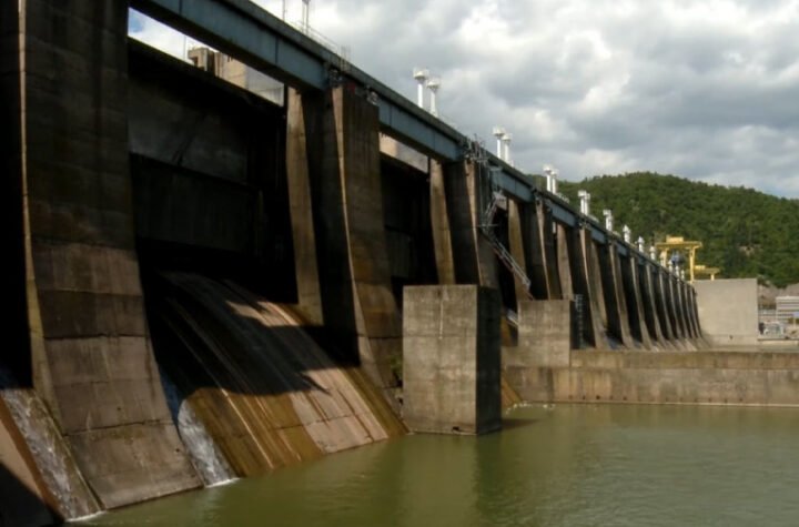 DUNAV PRESUŠUJE, PROIZVODNJA STRUJE PADA: EPS otkrio da li prete restrikcije zbog istorijski niskog vodostaja