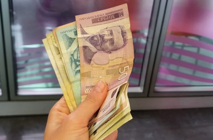 Danas počinje isplata junske naknade za nezaposlene: Evo kada ležu pare na račune