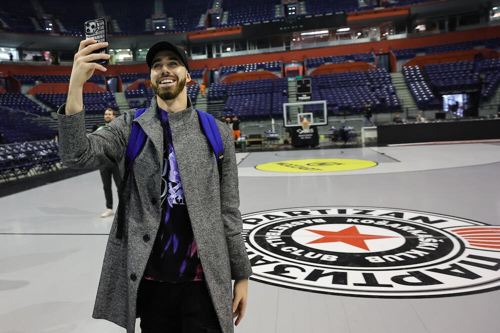 EKSPLOZIJA NA POMOLU: Bivši košarkaš Zvezde pojačava Partizan?