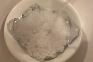 EVO ŠTA SODA BIKARBONA RADI ŽELUCU, A DA VAM NIKO NEĆE REĆI! Dobro razmislite da li ćete da je pijete