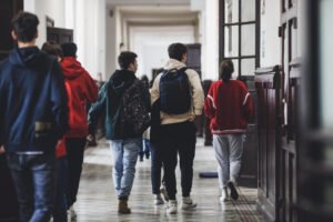 GIMNAZIJALCE ČEKA VELIKA PROMENA - Imaće jedan predmet, ali i DVA časa manje nedeljno!