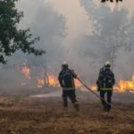 HITNA EVAKUACIJA ZBOG "VATRENE OLUJE"! Požar sve bliži gradu, hitno se oglasio sektor za vanredne situacije!