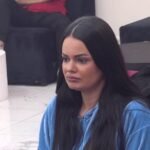 Jovana Cvijanović stigla u svoj dom, on joj se odmah zaleteo u zagrljaj i izljubio je! Pevačica se rastopila, a evo kome je pružila podršku od bivših