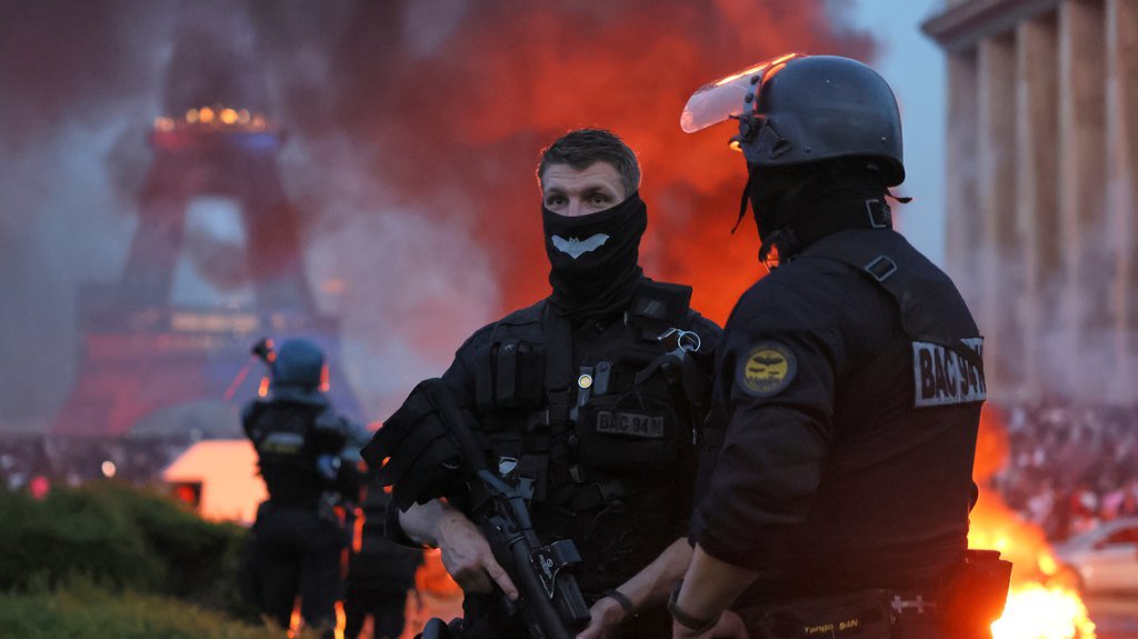 KLJUČA U PARIZU PRED VELIKI MEČ: Prestonica Francuske se sprema na ono najgore...