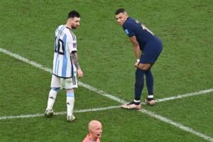 Lionelu Mesiju za samostalnu Zlatnu kopačku Mundijala i rušenje Mbapea potreban HET-TRIK! (Foto)