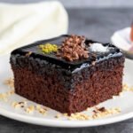 MOKRI TURSKI KOLAČ koji se topi u ustima: Preliva se dok je vruć i ostaje sočan danima (RECEPT)