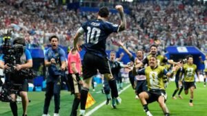 Mesi dirigovao preokretom: Argentina srušila Englesku i plasirala se u finale