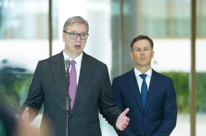 NE NASEDAJTE NA PREVARU! Pojavila se AI REKLAMA u kojoj su zloupotrebljeni likovi i glasovi Vučića i Malog, a traži se uplata 210 evra