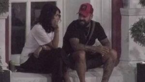 Nisu je poštedeli! Luka i Anita dokazali da ih boli Kačavenda, napljuvali je samo što je prošla pored njih: Ona misli da u nju svi gledaju, MAJKO SVET