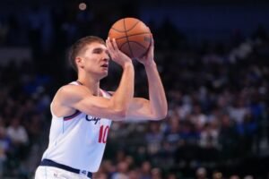 ODLUKA BOGDANA BOGDANOVIĆA! Evo zašto je kapiten Srbije odabrao da ostane u NBA ligi, a da se ne vrati u Partizan!