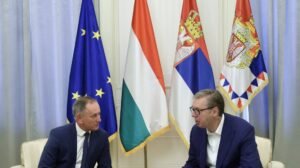 OPROŠTAJNA POSETA U PREDSEDNIŠTVU: Predsednik Vučić primio odlazećeg ambasadora Mađarske Jožefa Mađara
