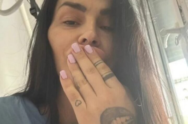 PORODILA SE BIVŠA ZADRUGARKA! Procurila PRVA FOTKA BEBE, čestitke pljušte sa svih strana! (FOTO)