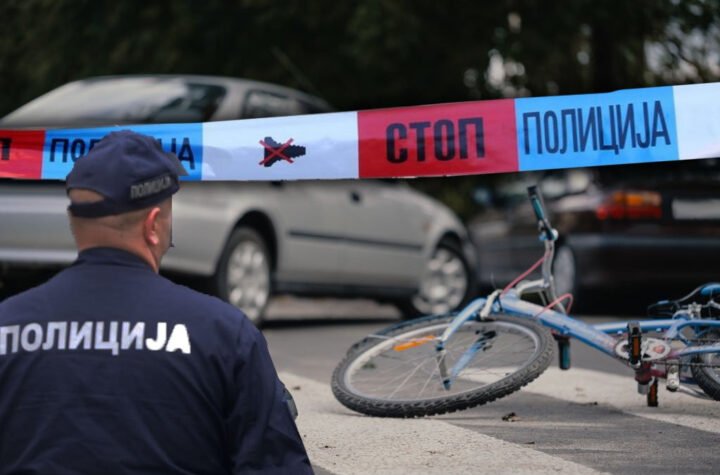 POVREĐENA DEVOJČICA (11) U NIŠU! Sudarila se s automobilom dok je vozila bicikl, prevezena na odeljenje dečje hirurgije!
