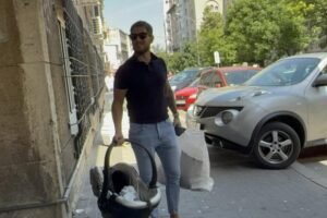 POZNATO ŠTA SE DEŠAVA SA SINOM JOCE STEFANOVIĆA! Iva nakon porođaja poslala poruku, DONELI NAJVEĆU ODLUKU U ŽIVOTU!