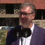 PREDSEDNIK VUČIĆ U POSETI LOZNICI: Obišao vredno osmočlano domaćinstvo Todorovića u Jadranskoj Lešnici!
