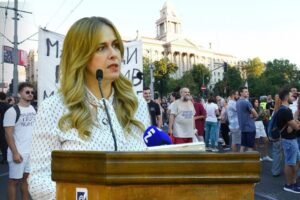 PUKLO U STUDENTSKOM POKRETU! Bojana Maljević se povukla s liste i žestoko udarila: Poverenje ste zamenili kontrolom!