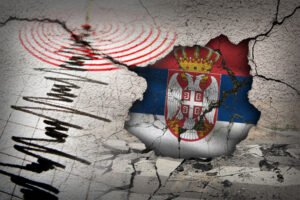 SAMO DVA MINUTA PRE JAKOG ZEMLJOTRESA DESILO SE OVO! Građani i dalje u stanju šoka: Potres se osetio sve do Crne Gore i Severne Makedonije