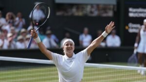 SENZACIJA! Karolina Muhova nakon DRAME u trećem setu pobedila Gof za prvo FINALE Vimbldona u karijeri