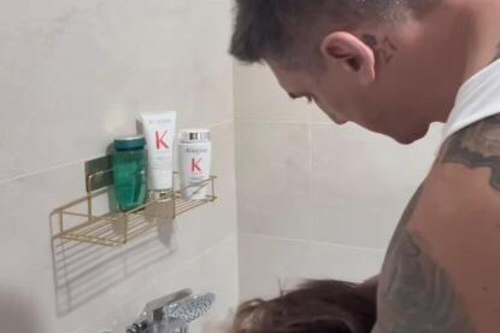 SKANDALOZNO! Fotografija INTIMNOG ČINA Kristijana i Kristine KRUŽI MREŽAMA! Evo ko ju je OBJAVIO javno