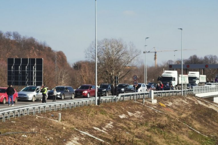 SPREMITE SE ZA SAOBRAĆAJNE GUŽVE U SRBIJI! Oglasili se "Putevi Srbije"!