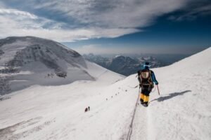 SRPSKI PLANINARI BILI NA ELBRUSU KADA JE 5 NJIHOVIH KOLEGA IZ BIH STRADALO! Evo šta ih je spasilo!