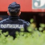 Sevale pesnice nakon žurke, grupa mladića se pesničila usred Vrnjačke Banje: Flaše parale vazduh, policija dojurila