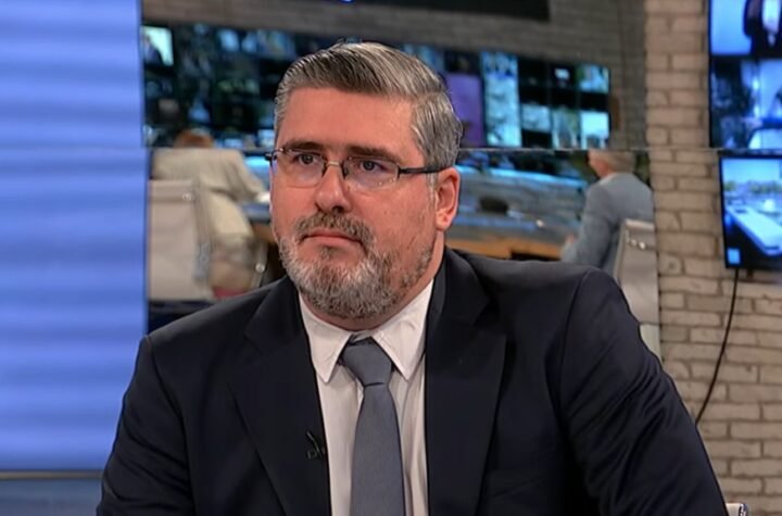 Starović o objavi Borka Stefanovića:  Izuzetan traktat. Pomalo predug, no dovoljno glup i nepismen