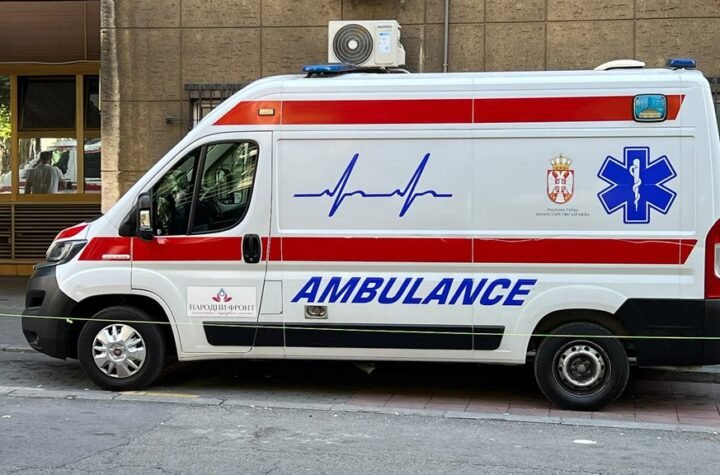 Tri nesreće tokom noći u Beogradu: Hitna pomoć zbrinula povređene