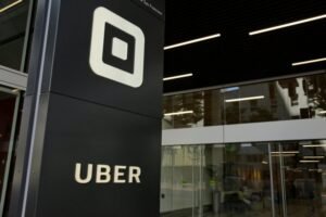 UBER DRASTIČNO KAŽNJEN: Sud nije imao milosti, podmetanje nogu konkurenciji se NE PRAŠTA
