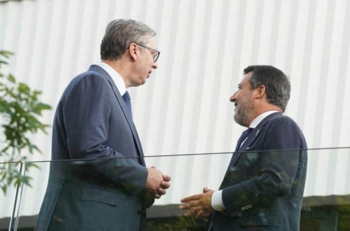 "UVEREN SAM DA ĆEMO NASTAVITI DA RAZVIJAMO PARTNERSTVO!" Vučić se oglasio nakon sastanka s Mateom Salvinijem! (FOTO)