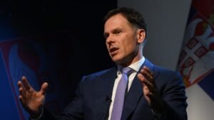 ZASTAVE SRBIJE I UAE NA KULI BEOGRAD! Ministar Mali objavio snimak: Neraskidive veze posledica velikog, iskrenog prijateljstva predsednika Vučića i Bi